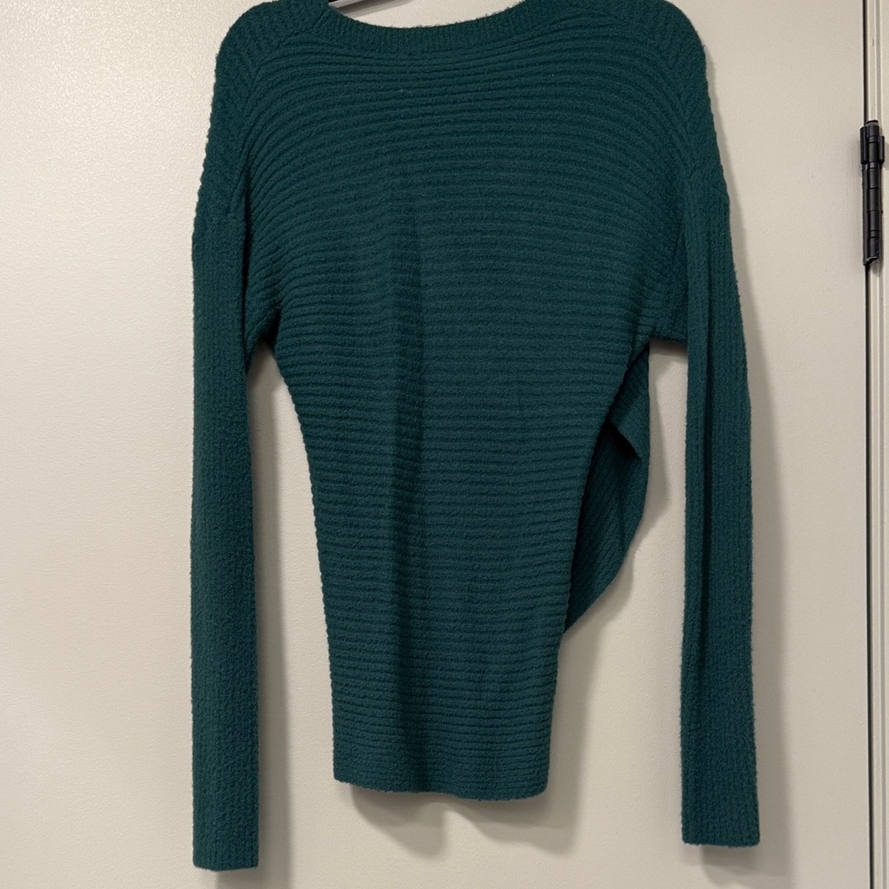 Express NWOT Emerald Green Faux Wrap Sweater Size XS - Picture 4 of 5